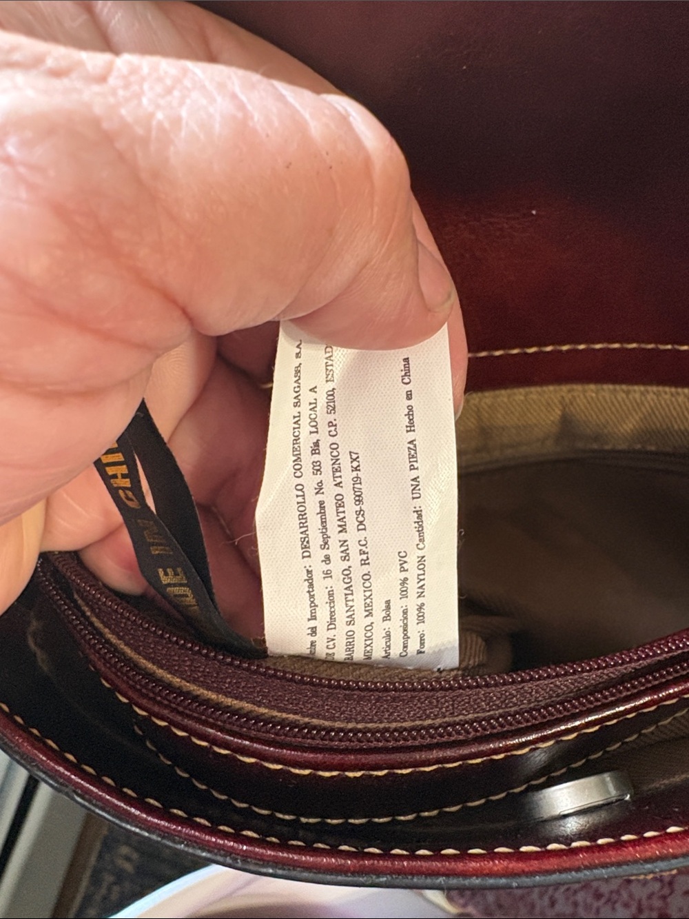 Gucci Brown Leather Messenger Bag with Front Zip Pocket - Picture 6 of 13